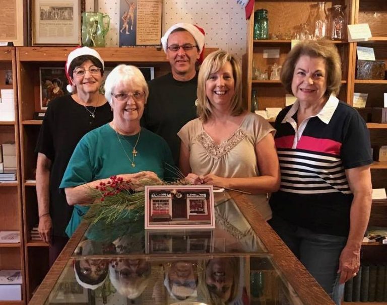 Malvern Christmas Cards Malvern Historical Society, Inc.